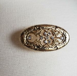 Vintage floral brooch